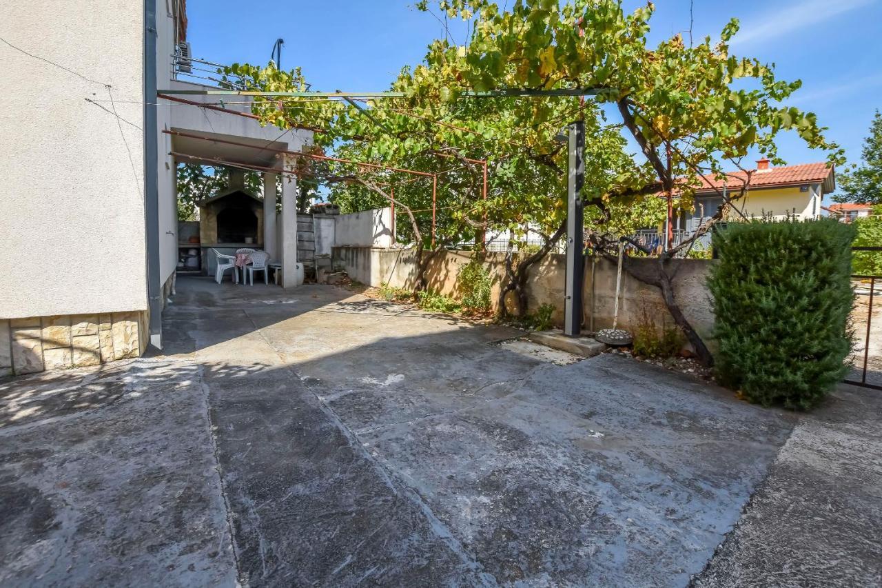 Apartments Karleusa Rogoznica  Buitenkant foto