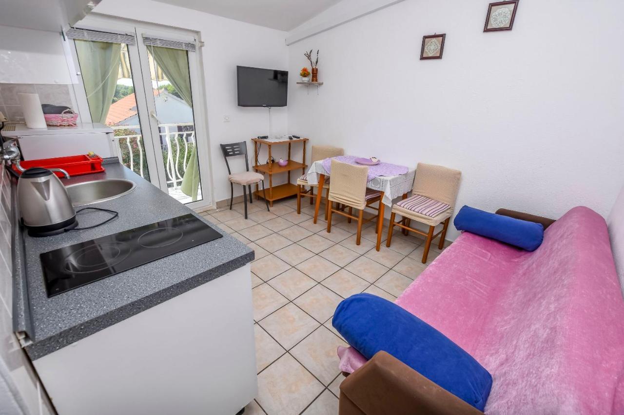 Apartments Karleusa Rogoznica  Buitenkant foto